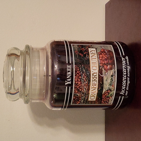 Yankee Candle Cranberry Chutney housewarmer candle